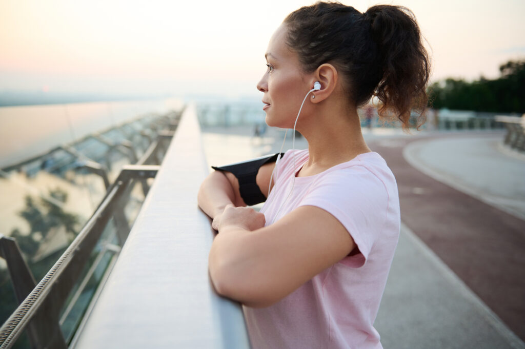 woman on a run boosting her mental health